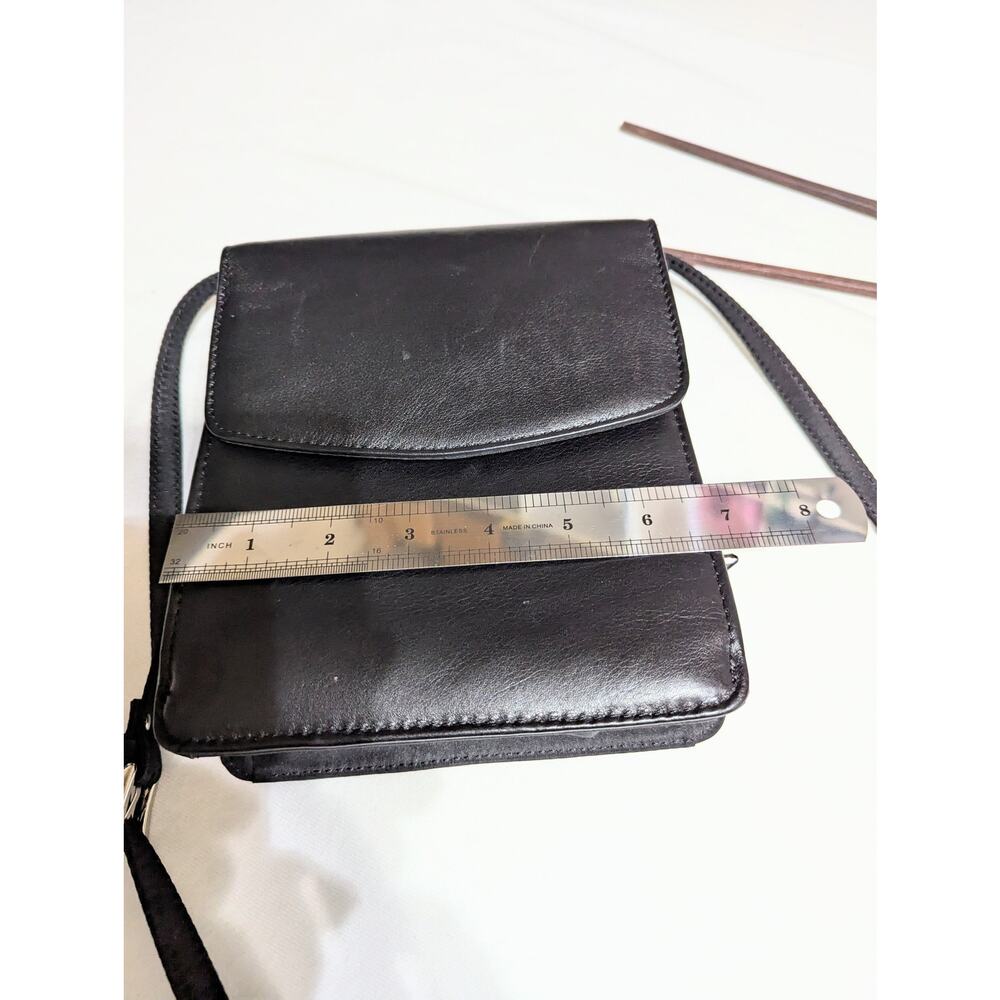 Leather crossbody purse Unbranded VGUC 8x7x3" Y2K Strap 40x42"can be smaller - Picture 4 of 13